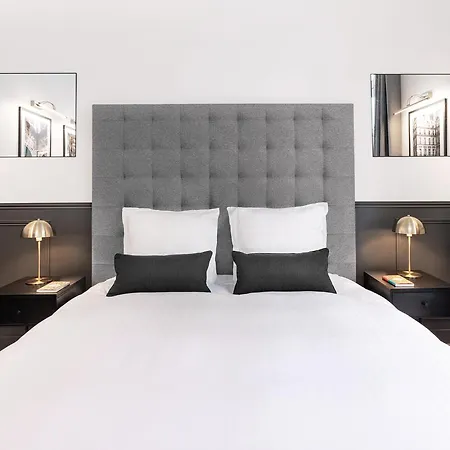 Apartment Livinparis Luxury Ac 3 Bedrooms Le Louvre Ii Paris