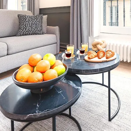 Livinparis Luxury Ac 3 Bedrooms Le Louvre Ii Apartment