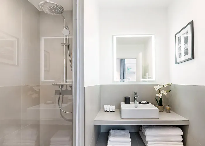 Livinparis - Luxury Ac 3 Bedrooms Le Louvre Ii Apartamento Paris